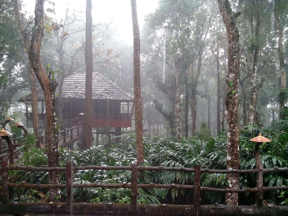 Kalppavanam Heritage Resort Thekkady Exteriér fotografie